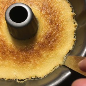 Releasing Custard from Pan